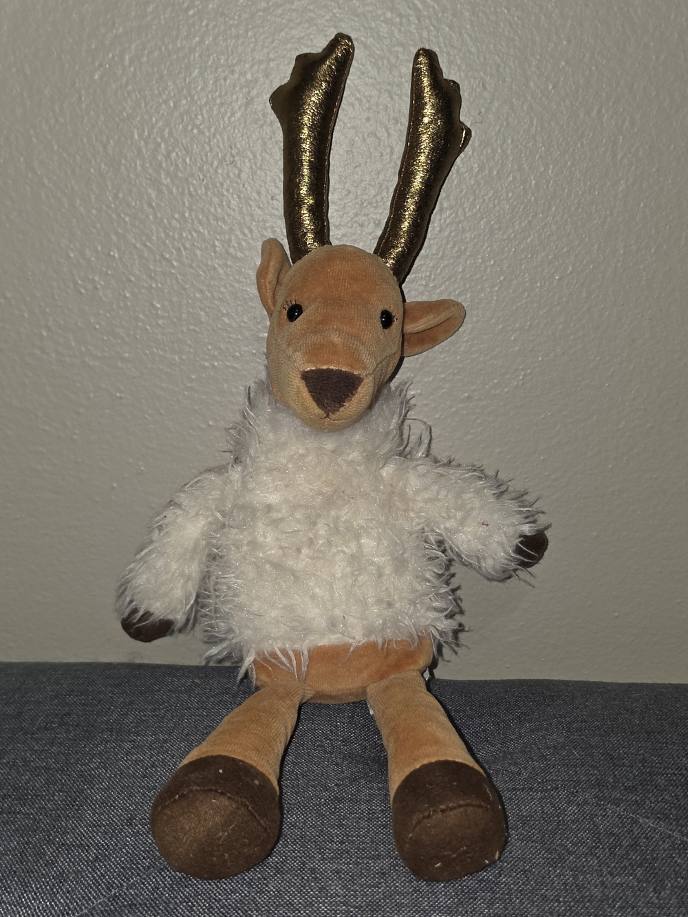 Jellycat Devine Reindeer- Retired